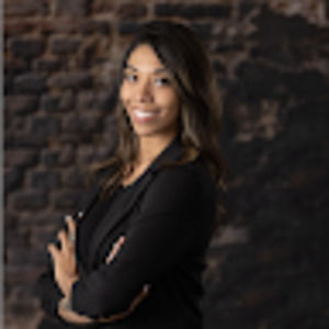 Meet your Posher, Stephanie